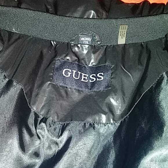 Guess puffer coat - Picture 3 of 3